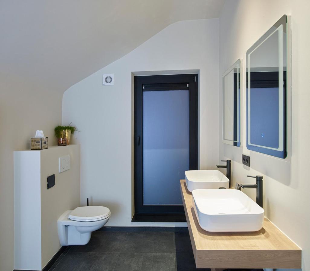 'T Vlyt Vakantiehuis-Wellness Bed & Breakfast Riemst Dış mekan fotoğraf